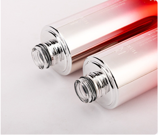 Luxury cosmetic bottle packaging set featuring a skincare glass jar, cream container, and lotion pump bottle for lotions and creams. - Image 2