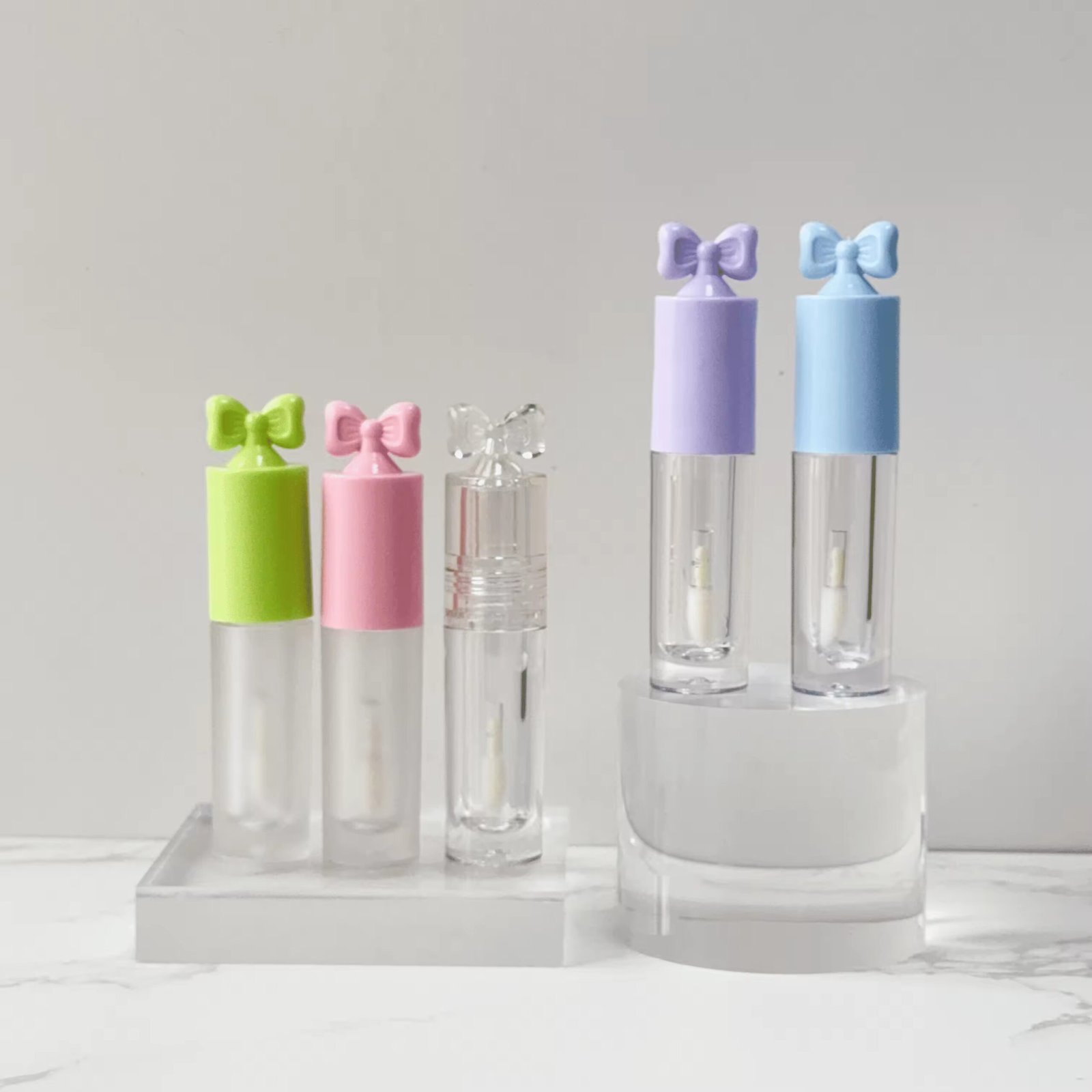 2.5ml pink round plastic lip gloss tube with large brush head, bow head screw cap, plastic cosmetic lip gloss packaging - Image 3